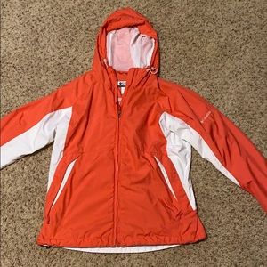 Columbia windbreaker/ rain coat- size medium